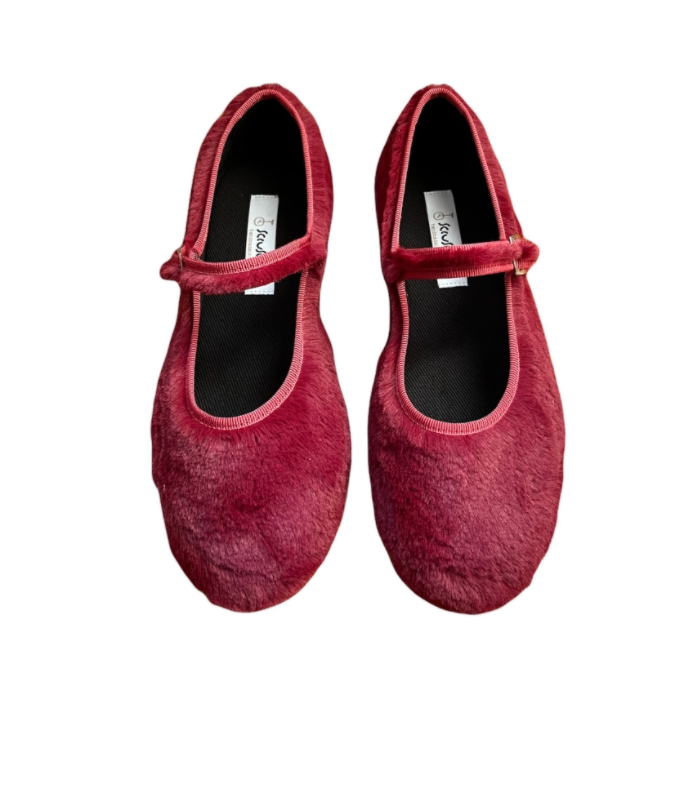 Sciuscia Mary Jane Cherry Faux Fur – kyo journal