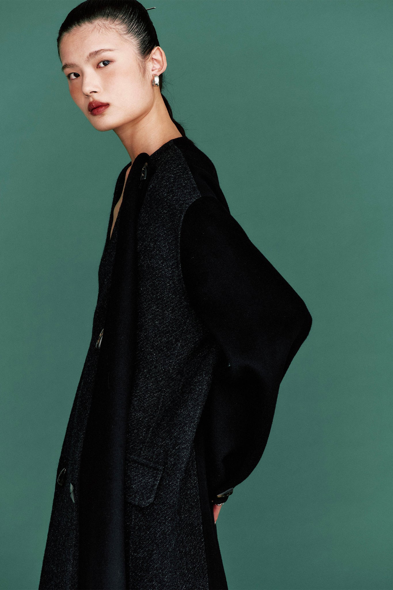 THEILMA Lavita Muffler Handmade Coat