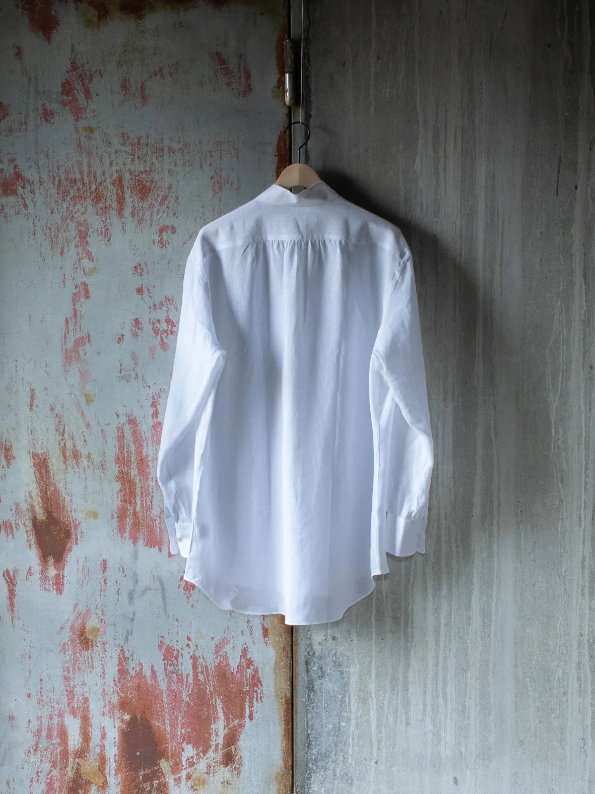 TOKIARI 'TOBARI' DOUBLE BUTTON COLLAR GATHERED SHIRT