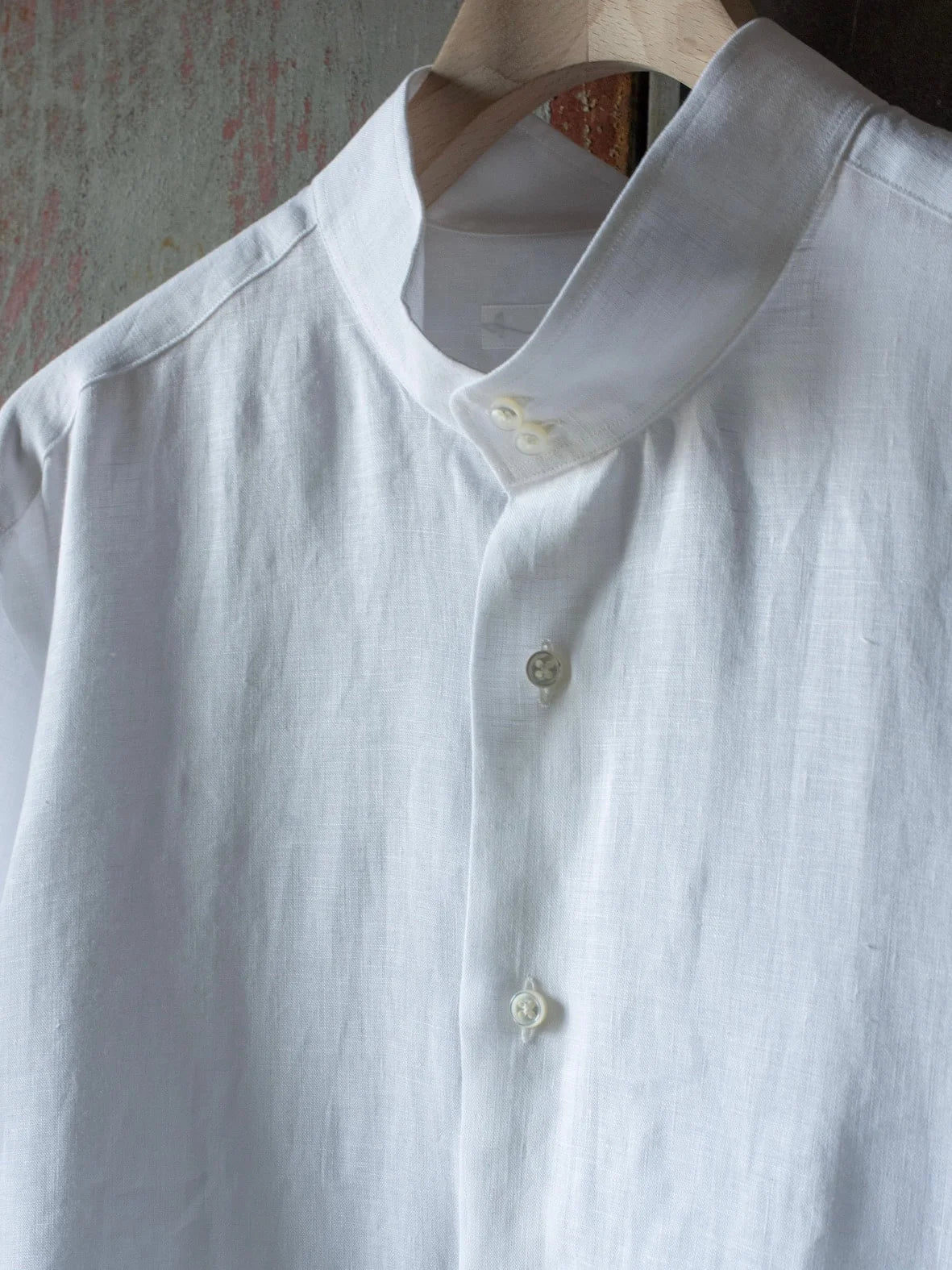 TOKIARI 'TOBARI' DOUBLE BUTTON COLLAR GATHERED SHIRT