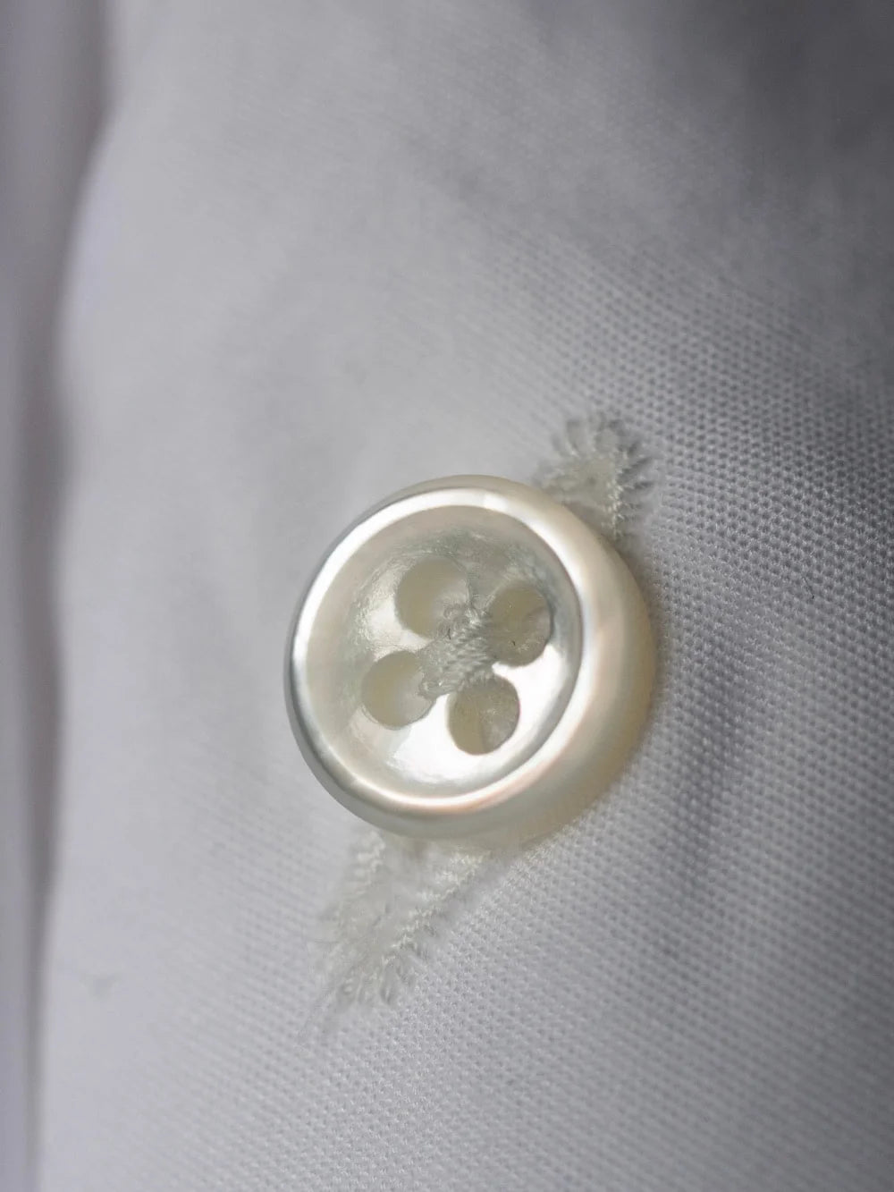 TOKIARI 'TOBARI' DOUBLE BUTTON COLLAR GATHERED SHIRT