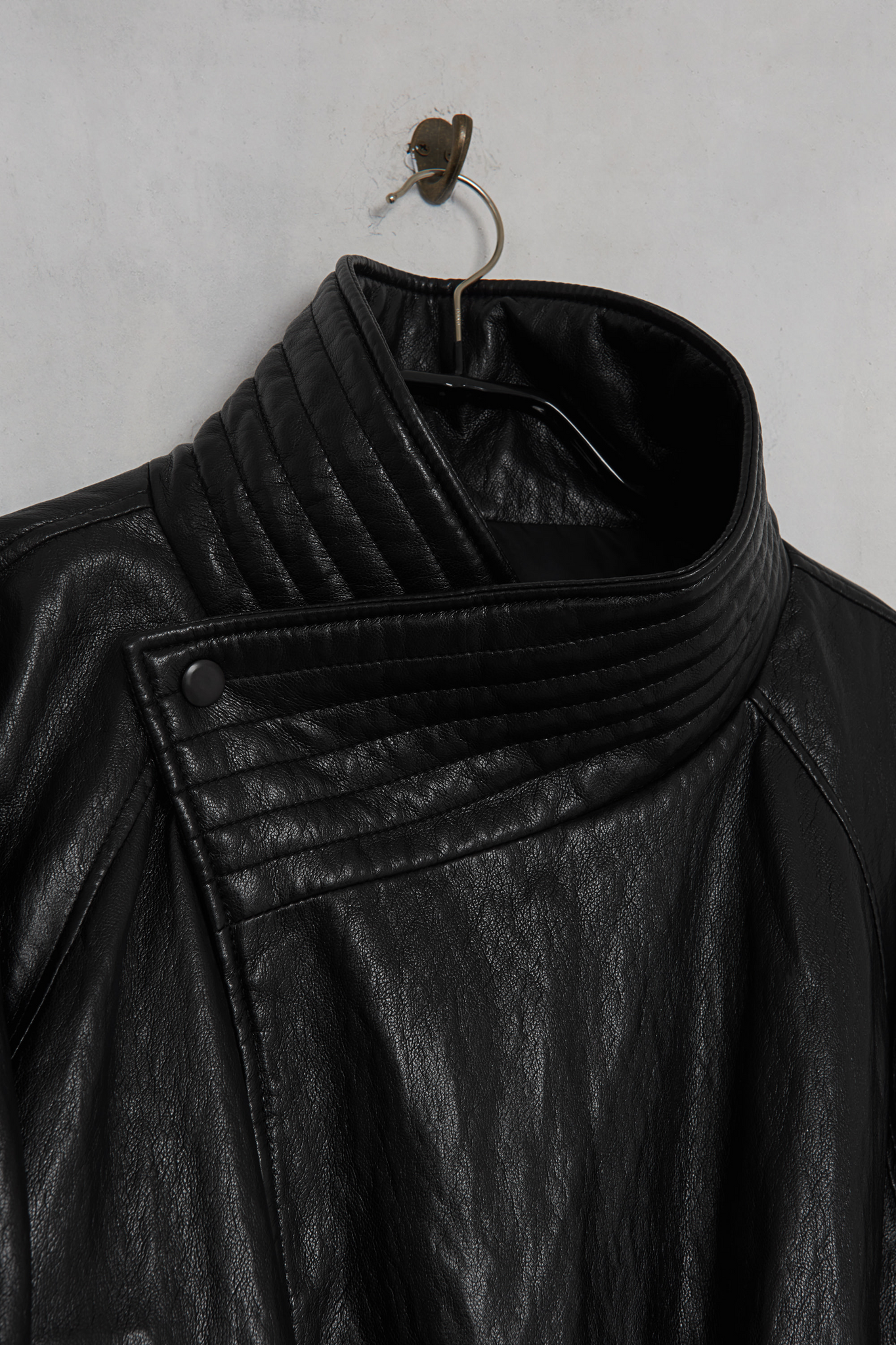 THEILMA PLUTO PU LEATHER HALF COAT