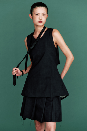 THEILMA Mimi Two‑Way Long Vest