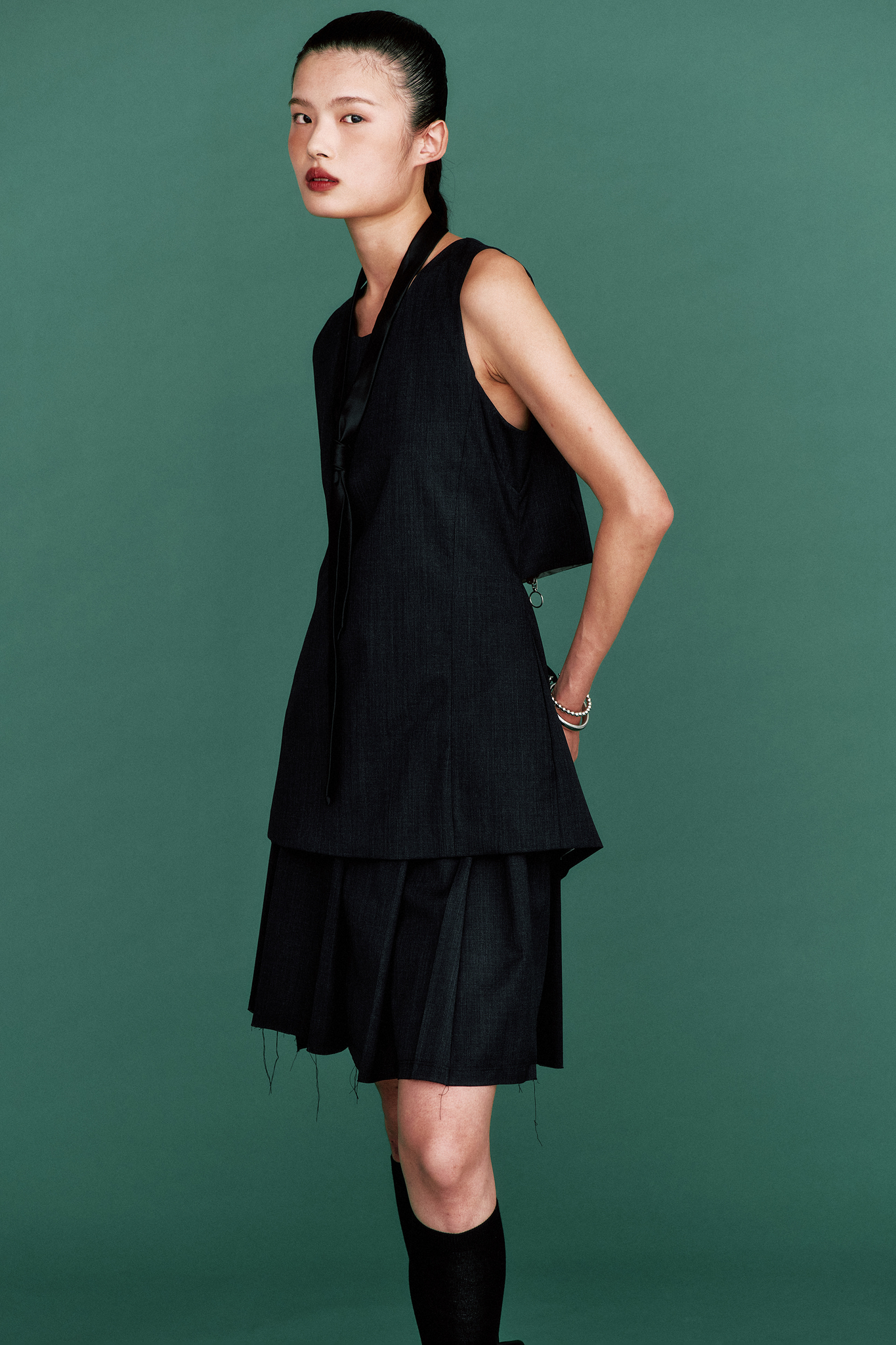 THEILMA Mimi Two‑Way Long Vest