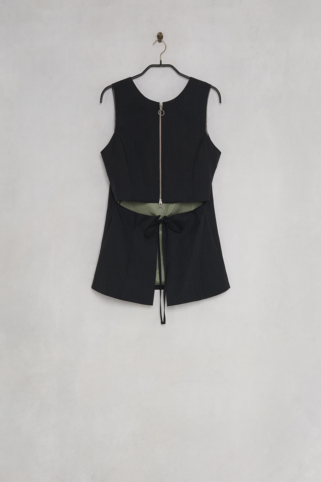 THEILMA Mimi Two‑Way Long Vest
