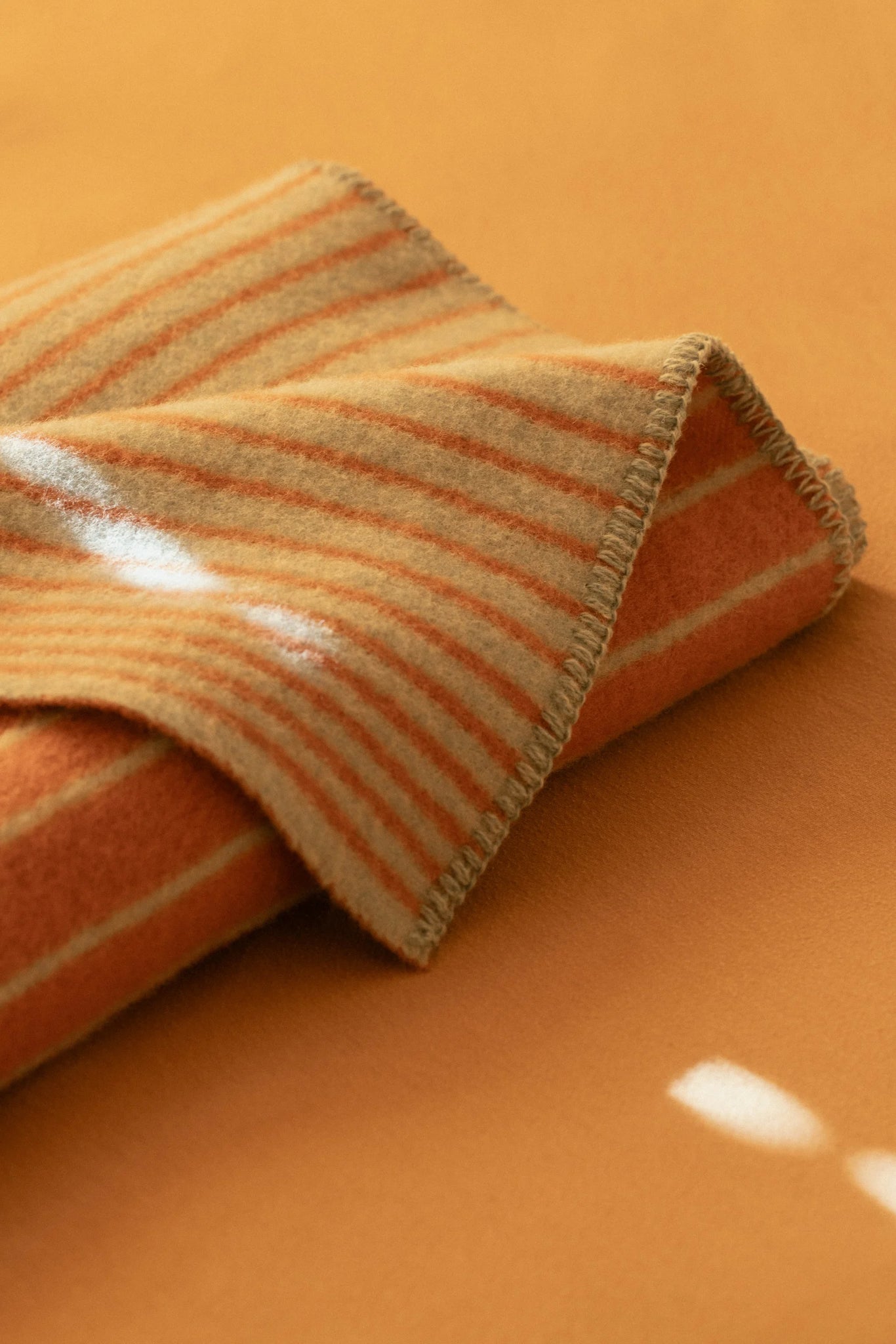 Lapuan Kankurit AURORA wool blanket