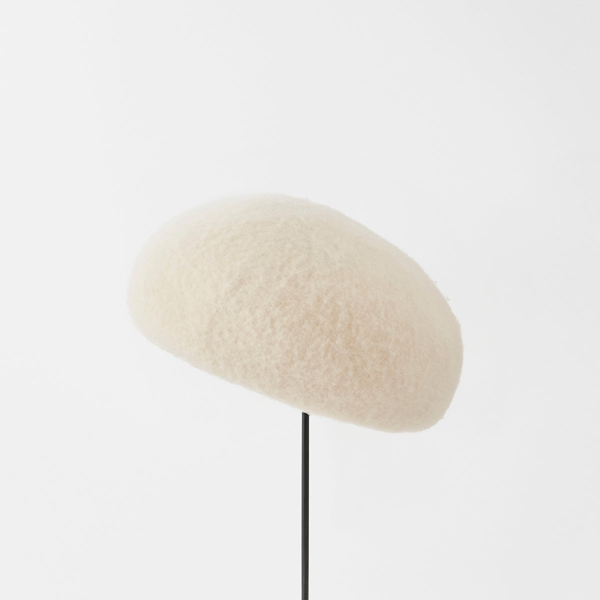 mature ha Beret cashmere white