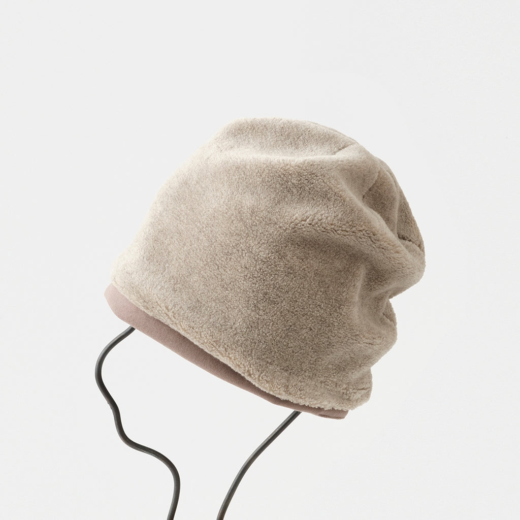 mature ha reversible beanie fur Yak