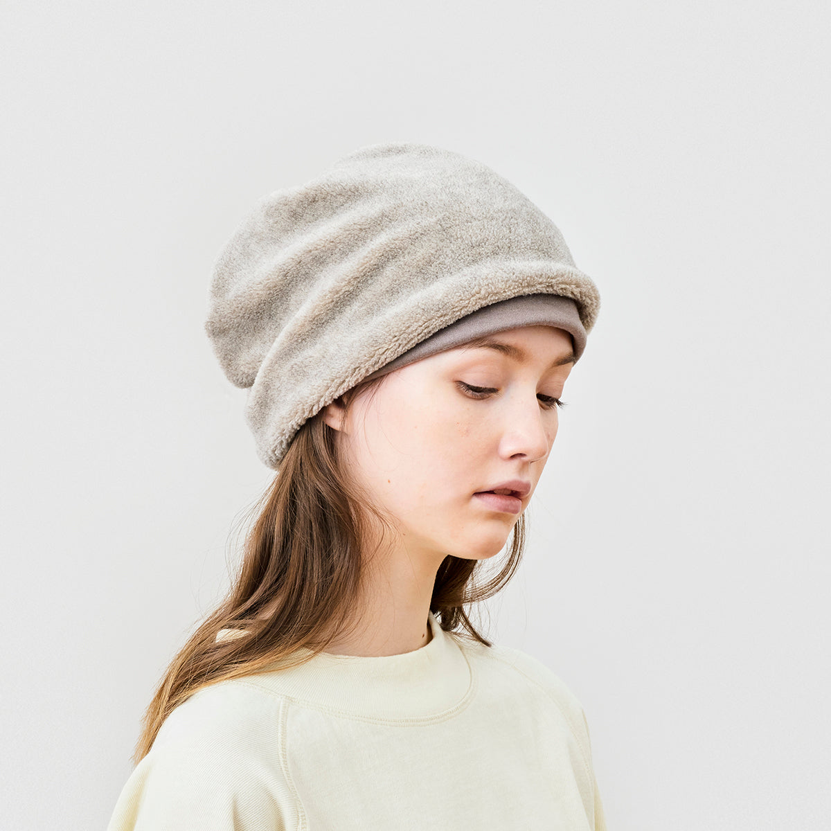 mature ha reversible beanie fur Yak