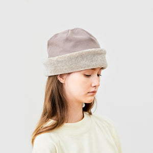 mature ha reversible beanie fur Yak