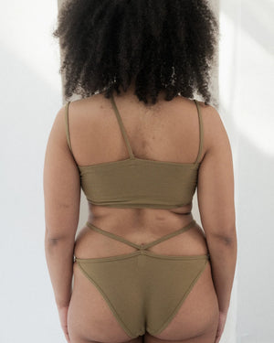 Baserange Nida bra Jade Brown