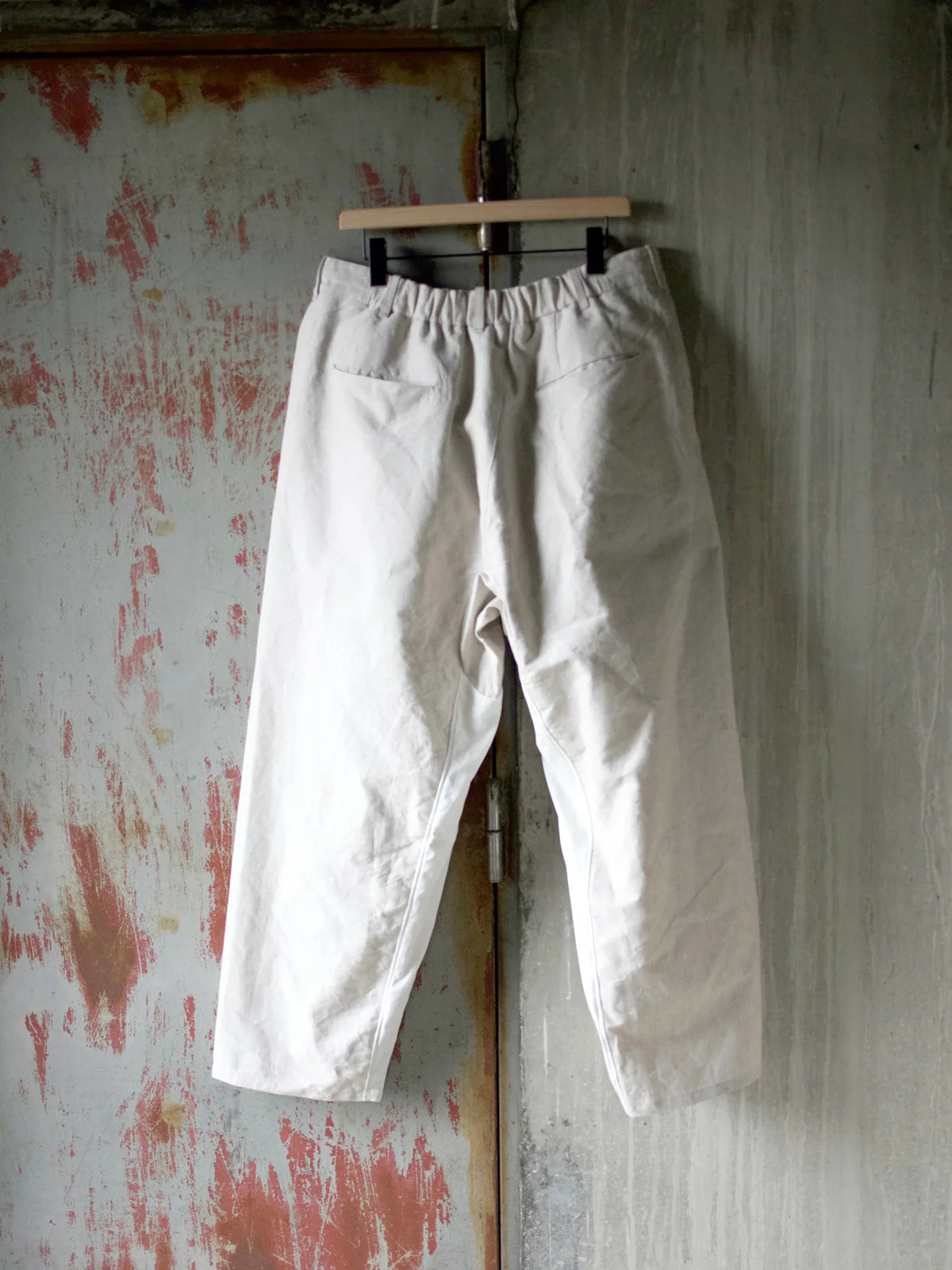 TOKIARI 'JAN' THREE-TUCK CIRCULAR CROTCH WIDE PANTS