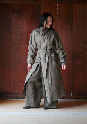 TOKIARI 'PHANTOM' HIGH-NECK GATHERD SHIRT COAT