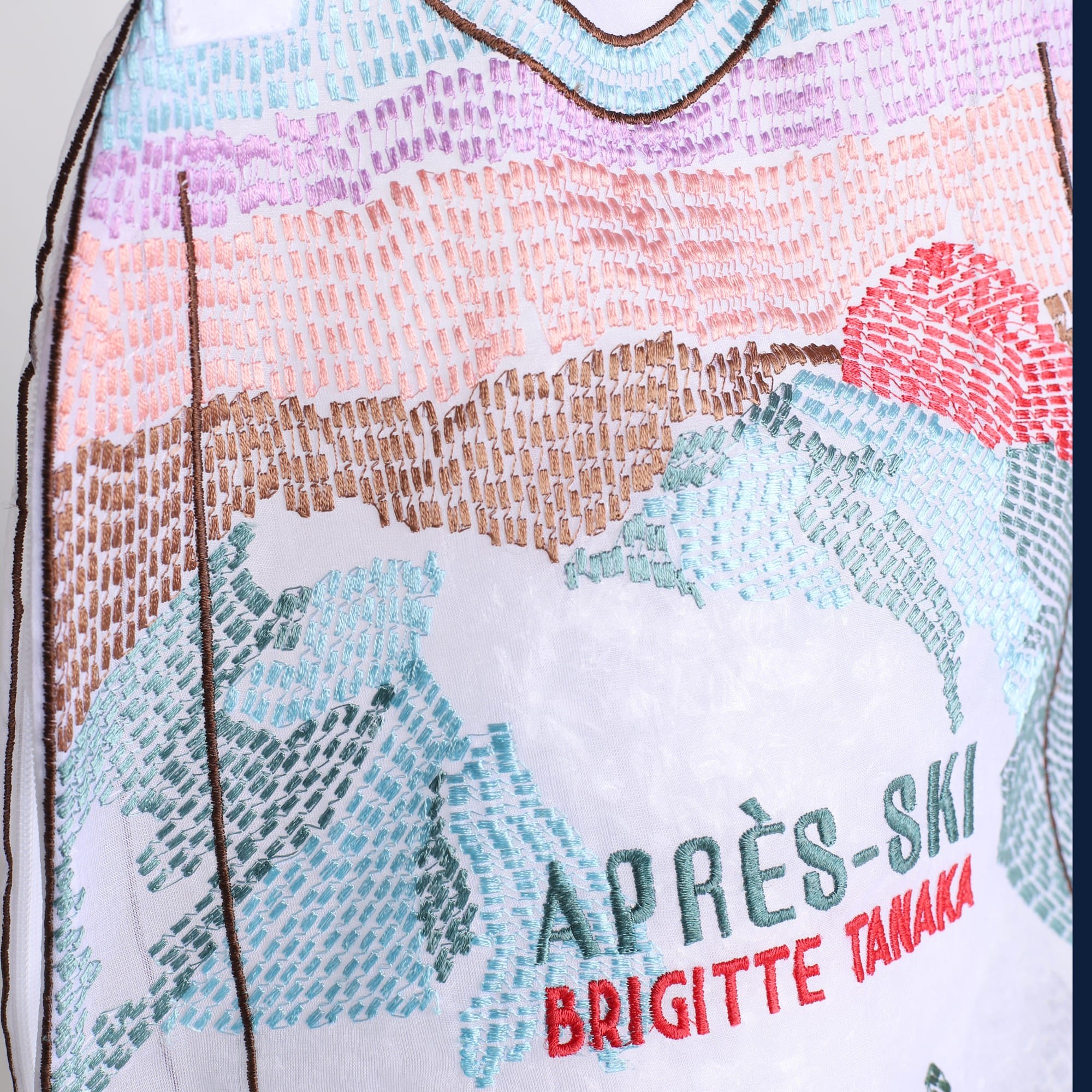 Brigitte Tanaka Sac Pull Apres Ski