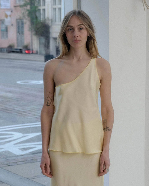 Baserange One Strap Dydine Top - Ecovero Satin – kyo journal
