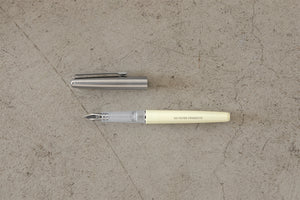 Midori Paper MD Fountain Pen, Medium Nib